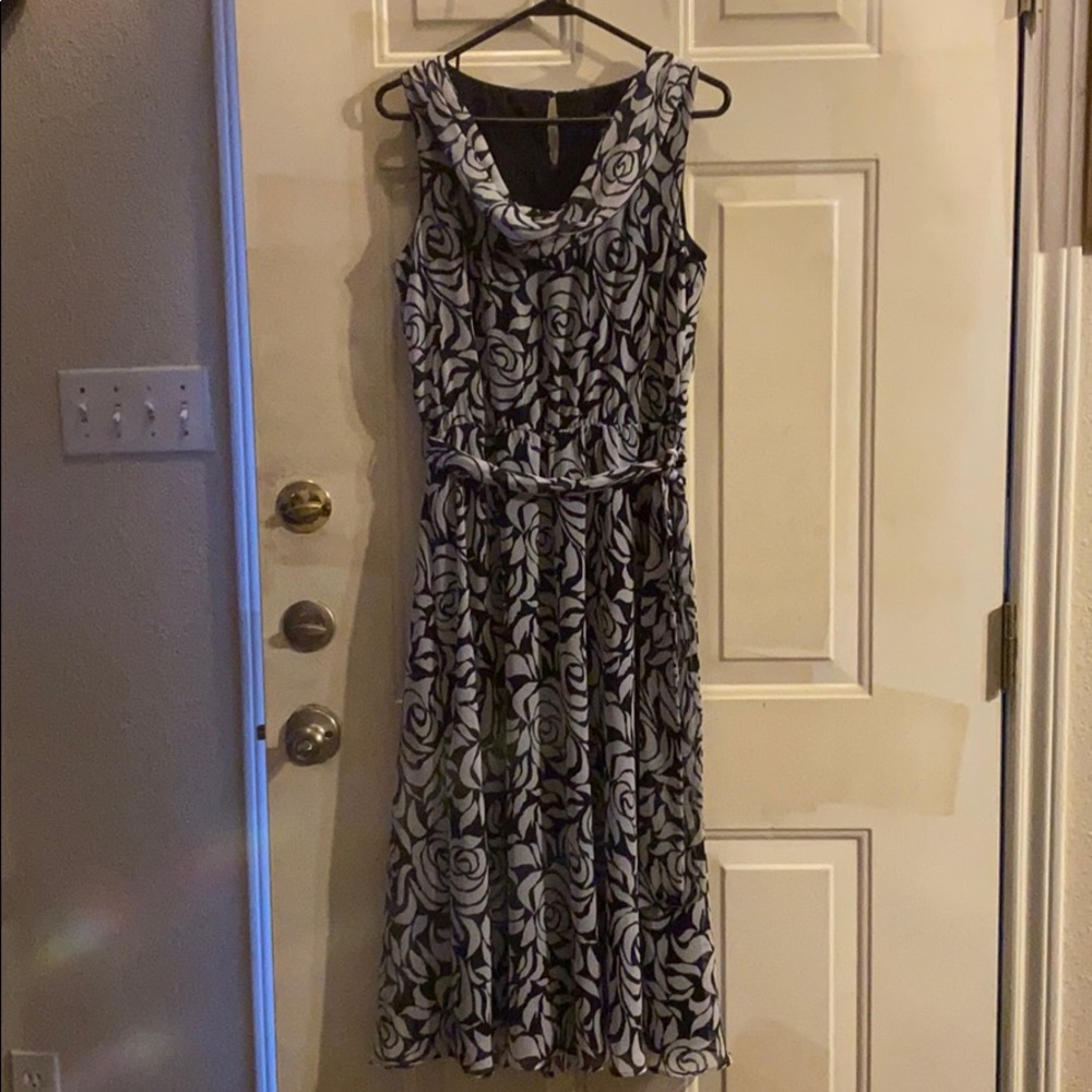 Ladies dress